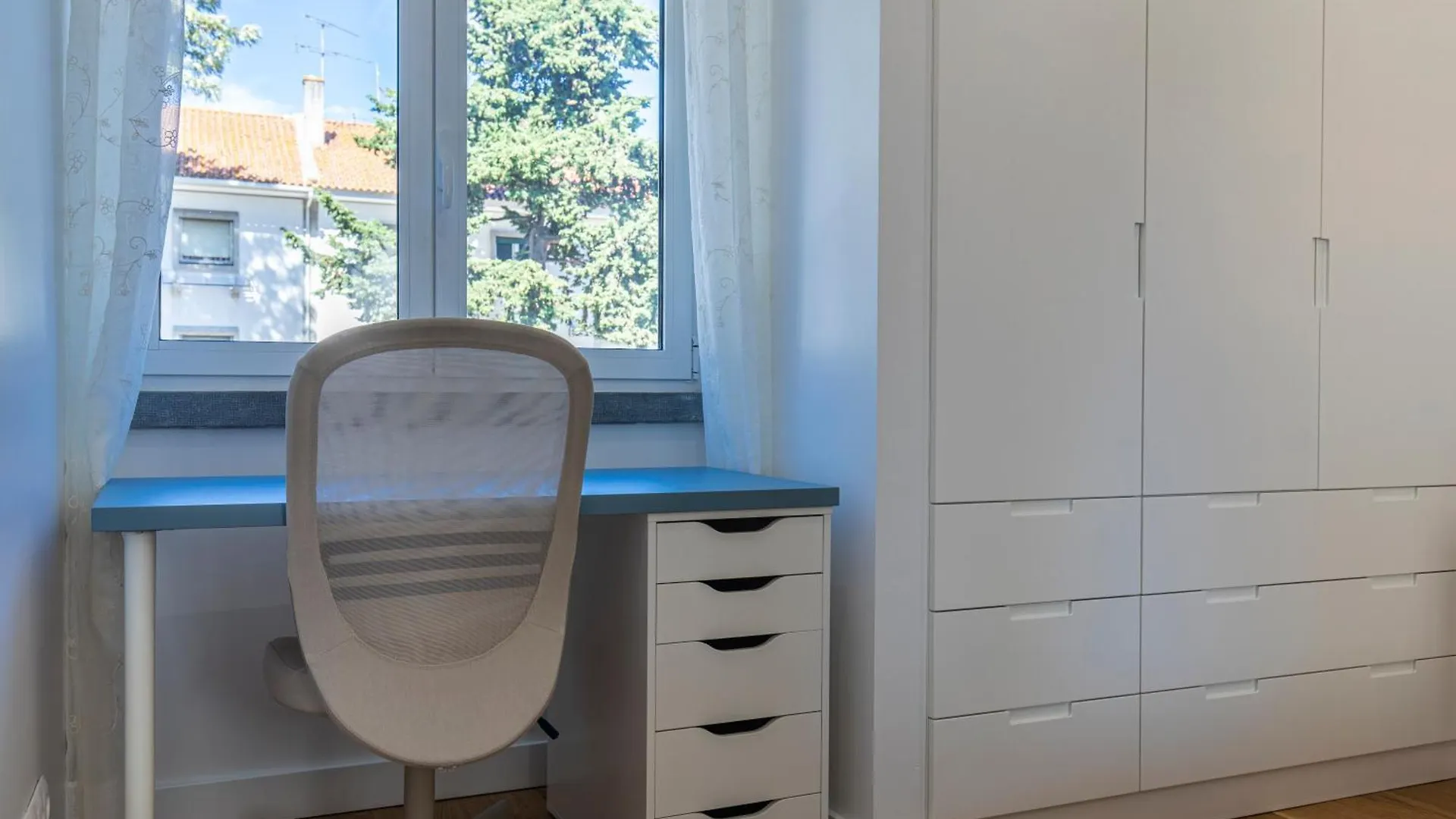 Lovely Two Bedroom Cascais Center
