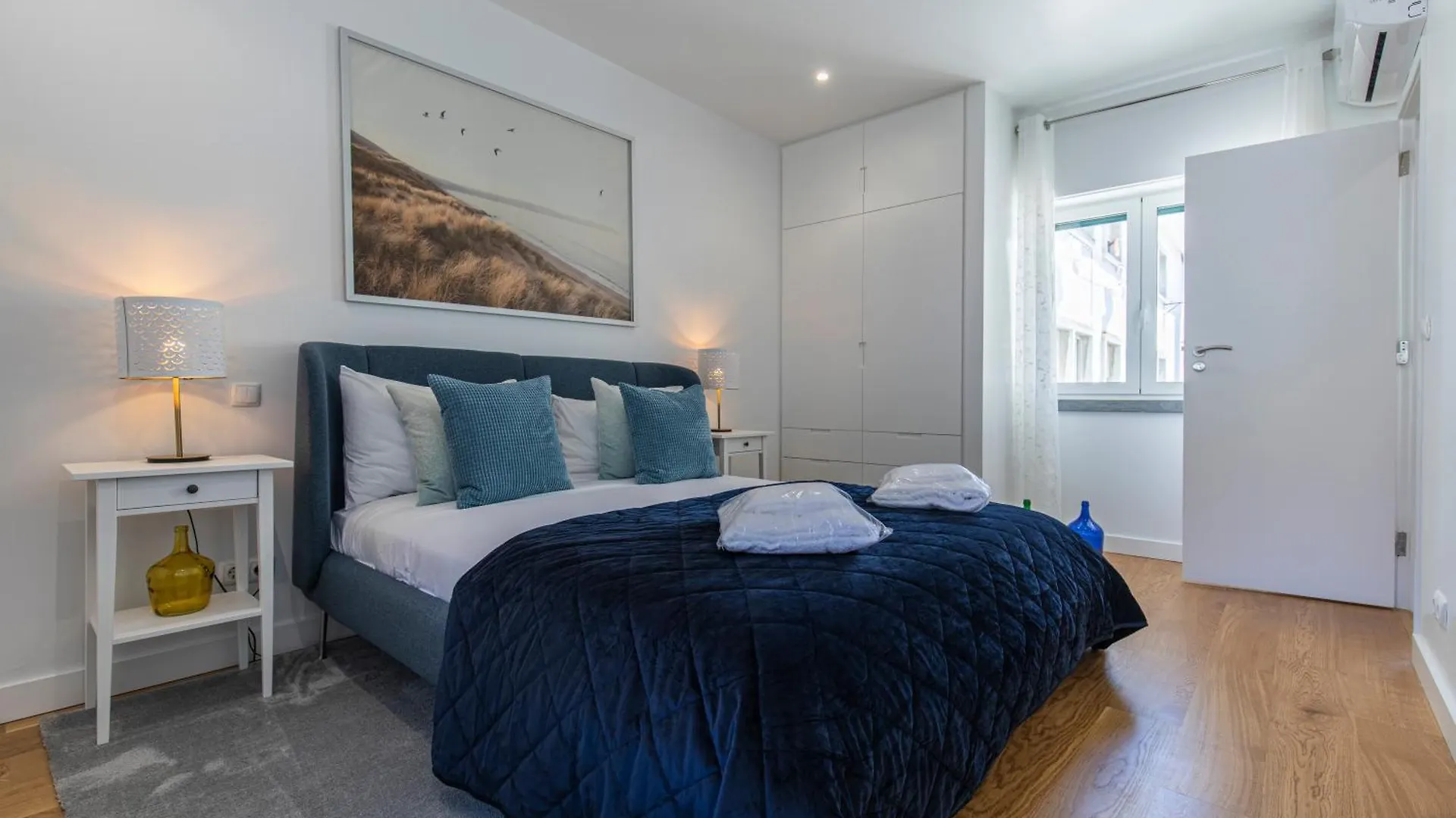 Lovely Two Bedroom Cascais Center
